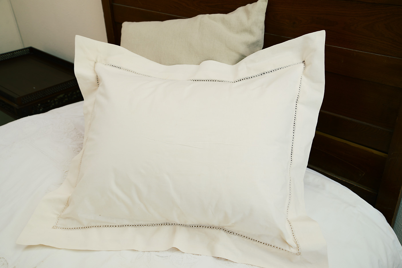 Cotton Hemstitch Pillow Sham. Pearled Ivory color